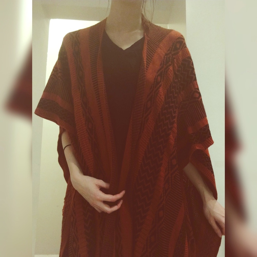 Burnt Orange LA Hearts Poncho!